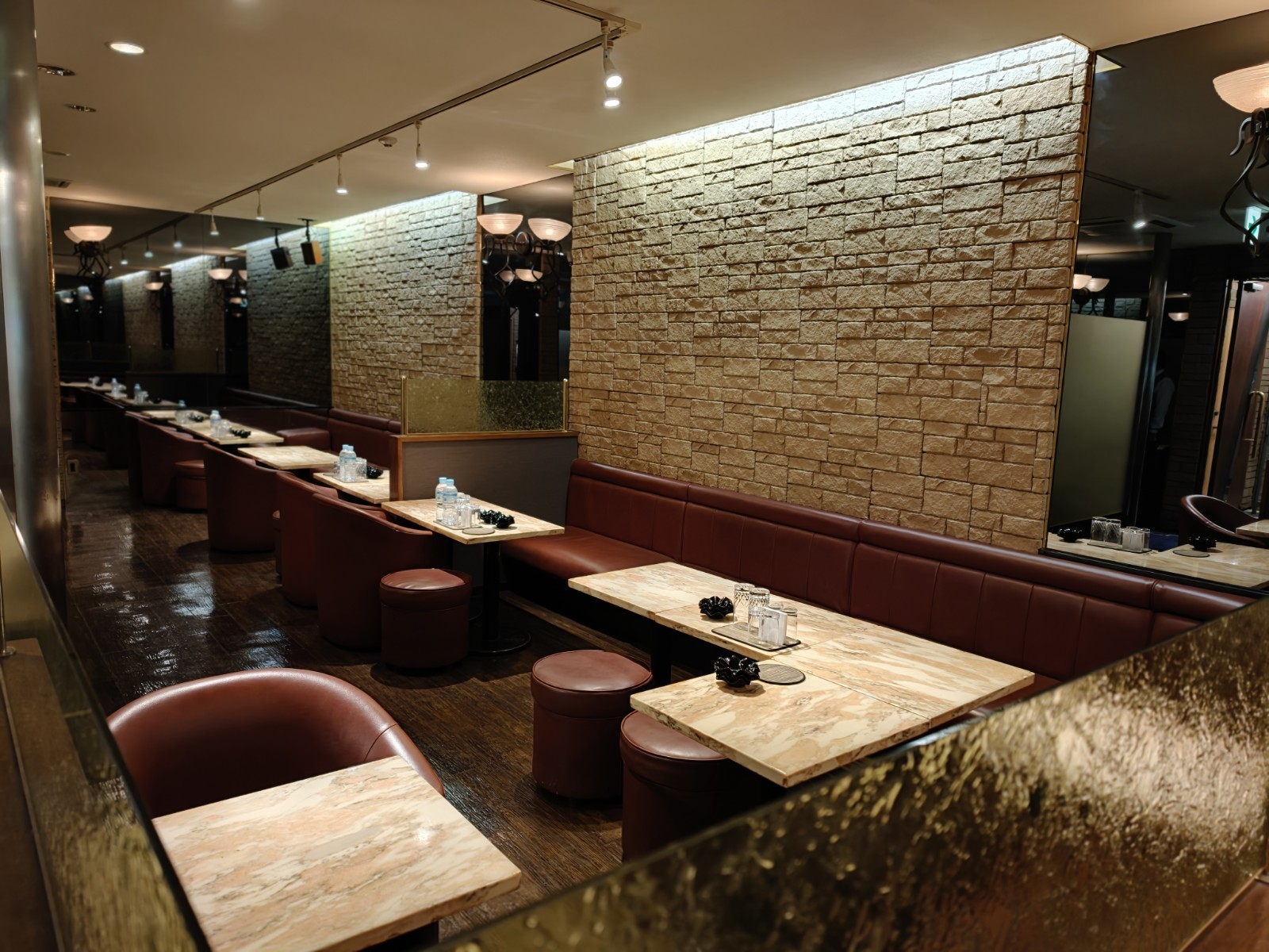 Club Lupin 千葉 店内の様子